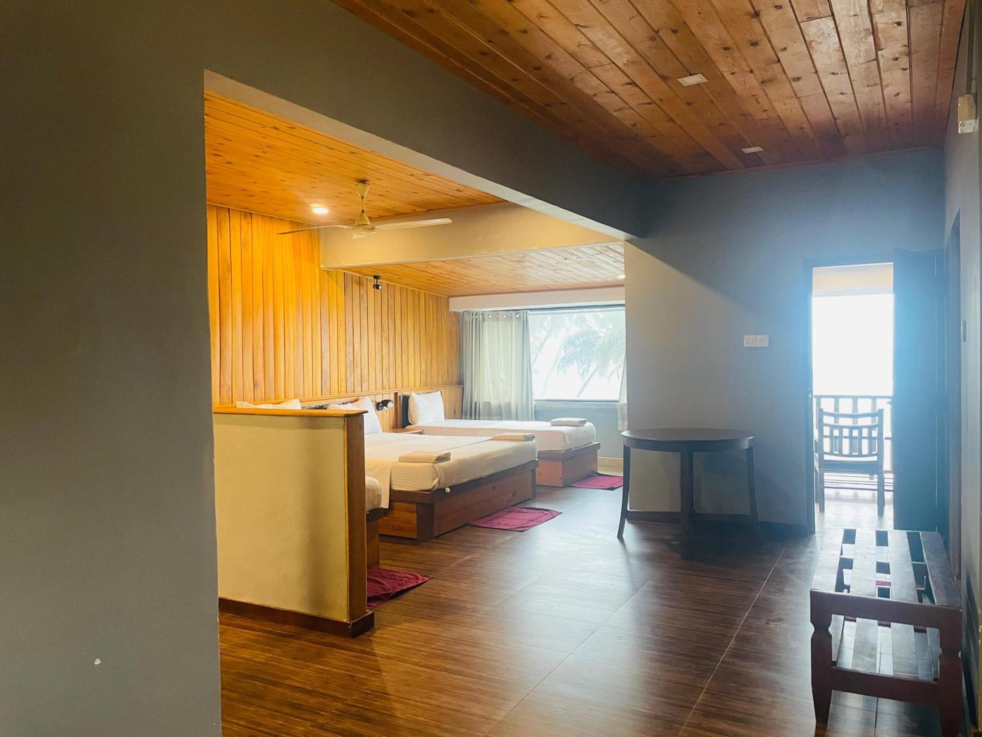 Suncoast Beach Hotel Мирисса Экстерьер фото